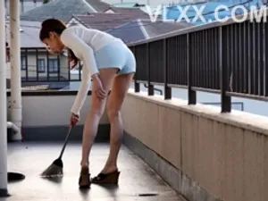 Anh đút cặc vào đi còn chần chờ gì nữa